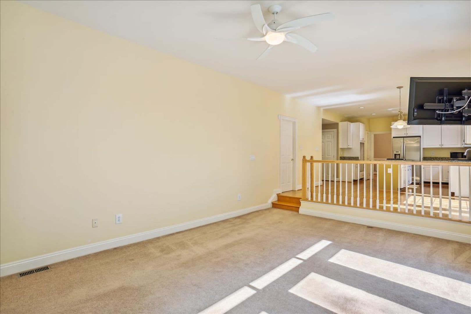 Potomac House: 8931 Falls Farm Dr