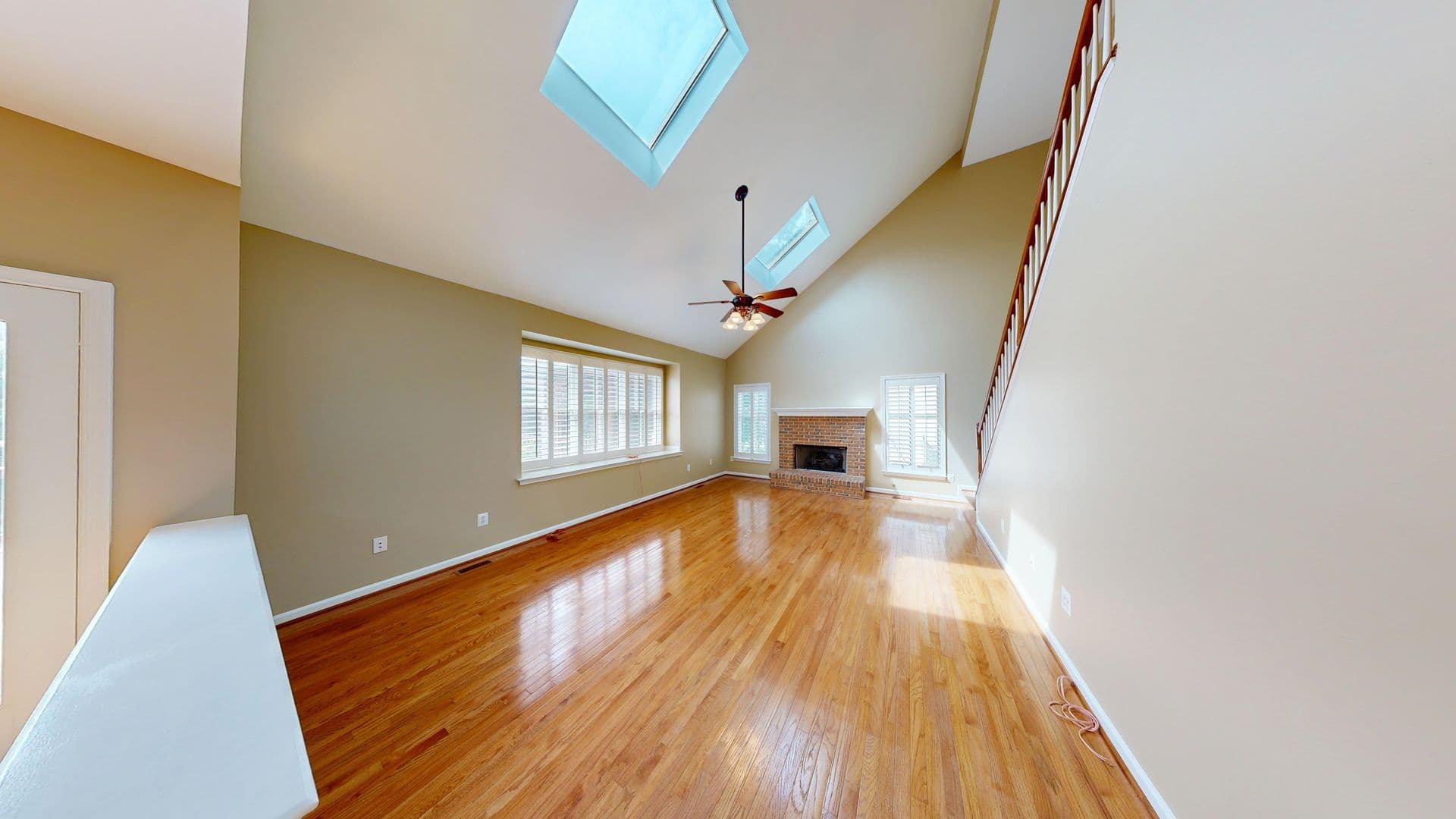 Ashburn House: 43799 Abbott Place