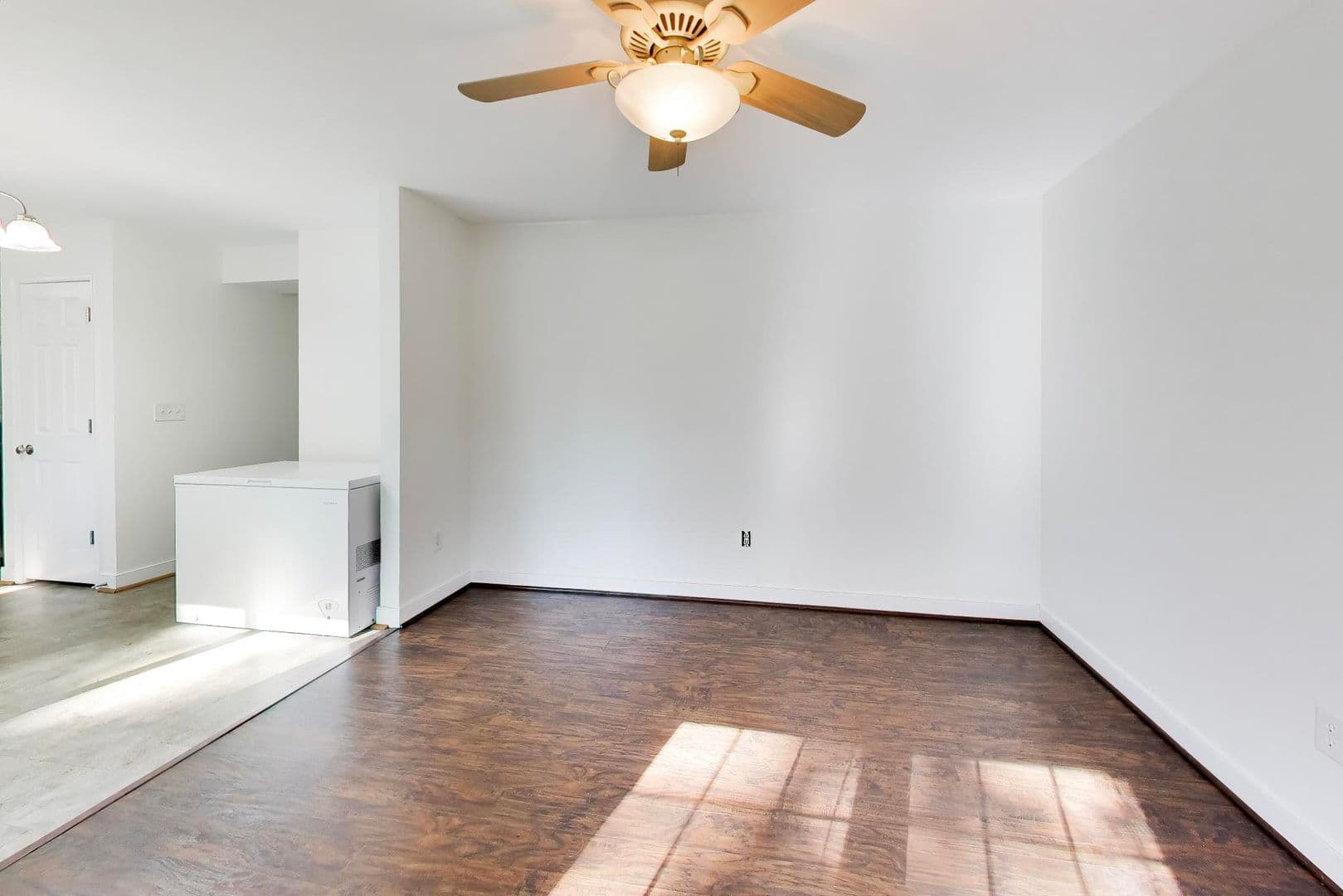 Severn House: 8071 Clark Station Rd