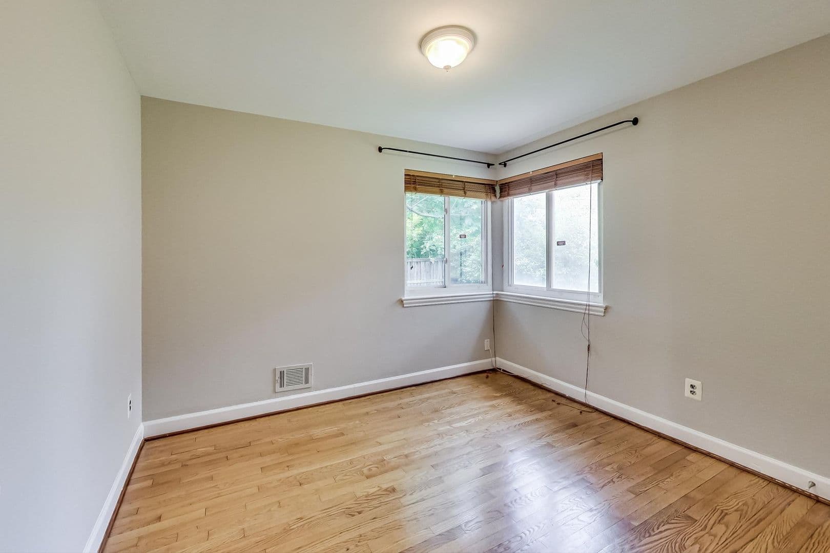 Bethesda House: 8617 Lynbrook Drive