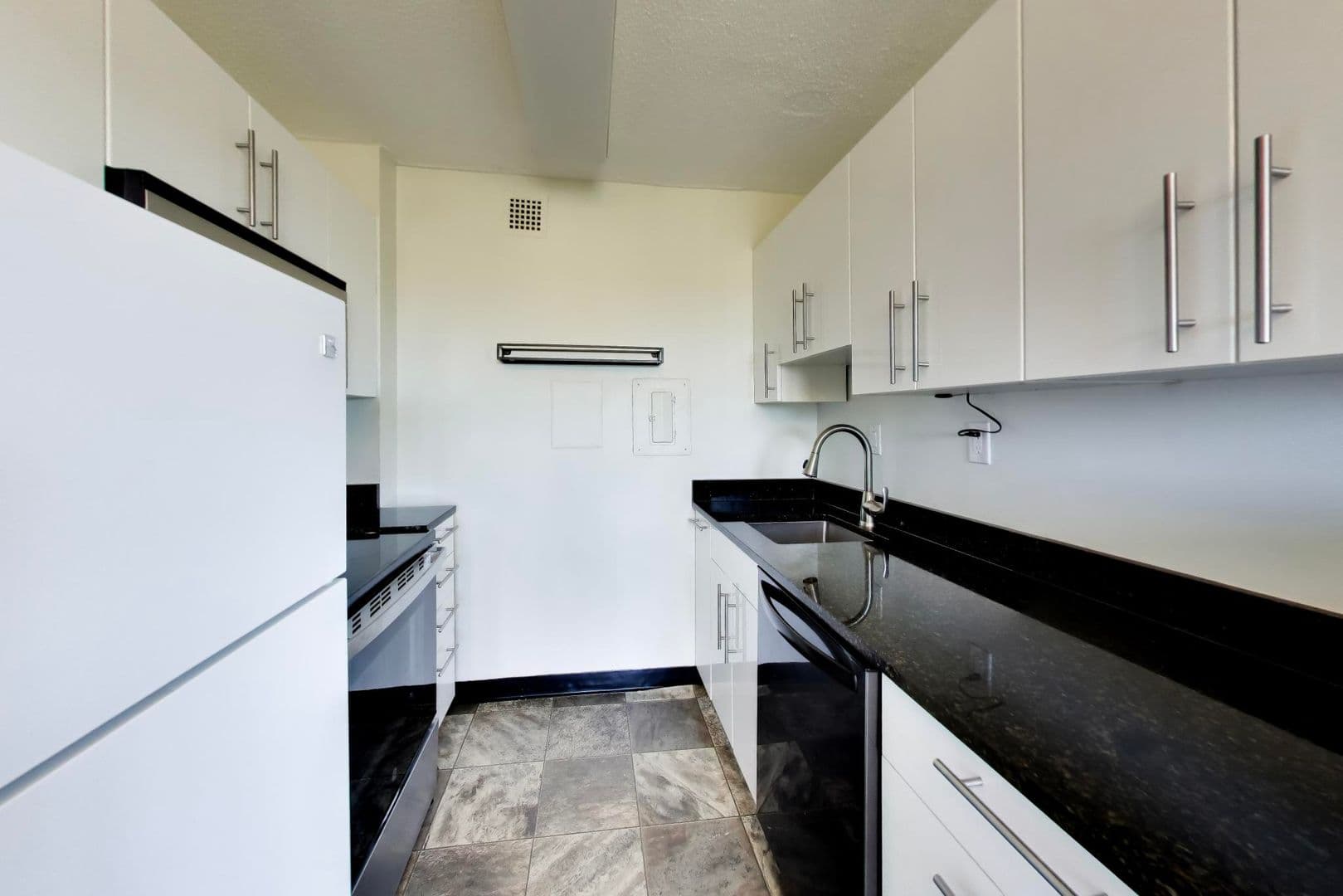 Washington Condo: 1816 New Hampshire Ave NW