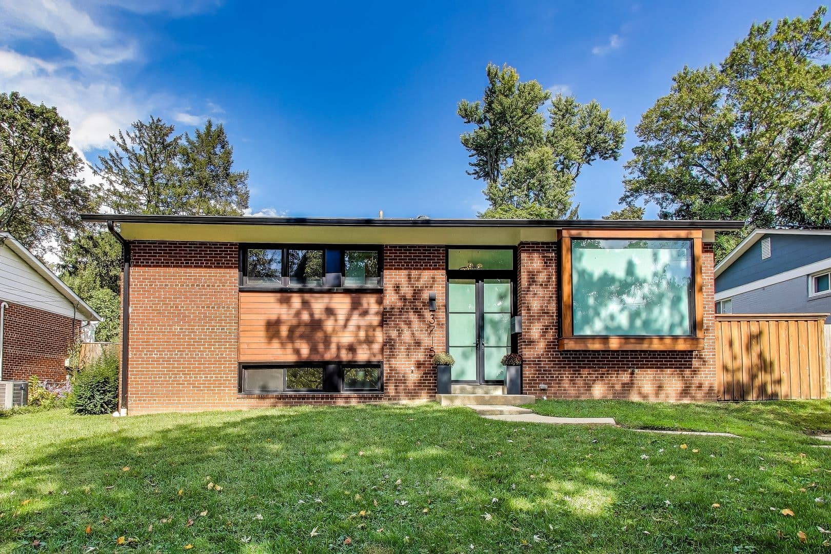 Kensington House: 3715 Astoria Rd