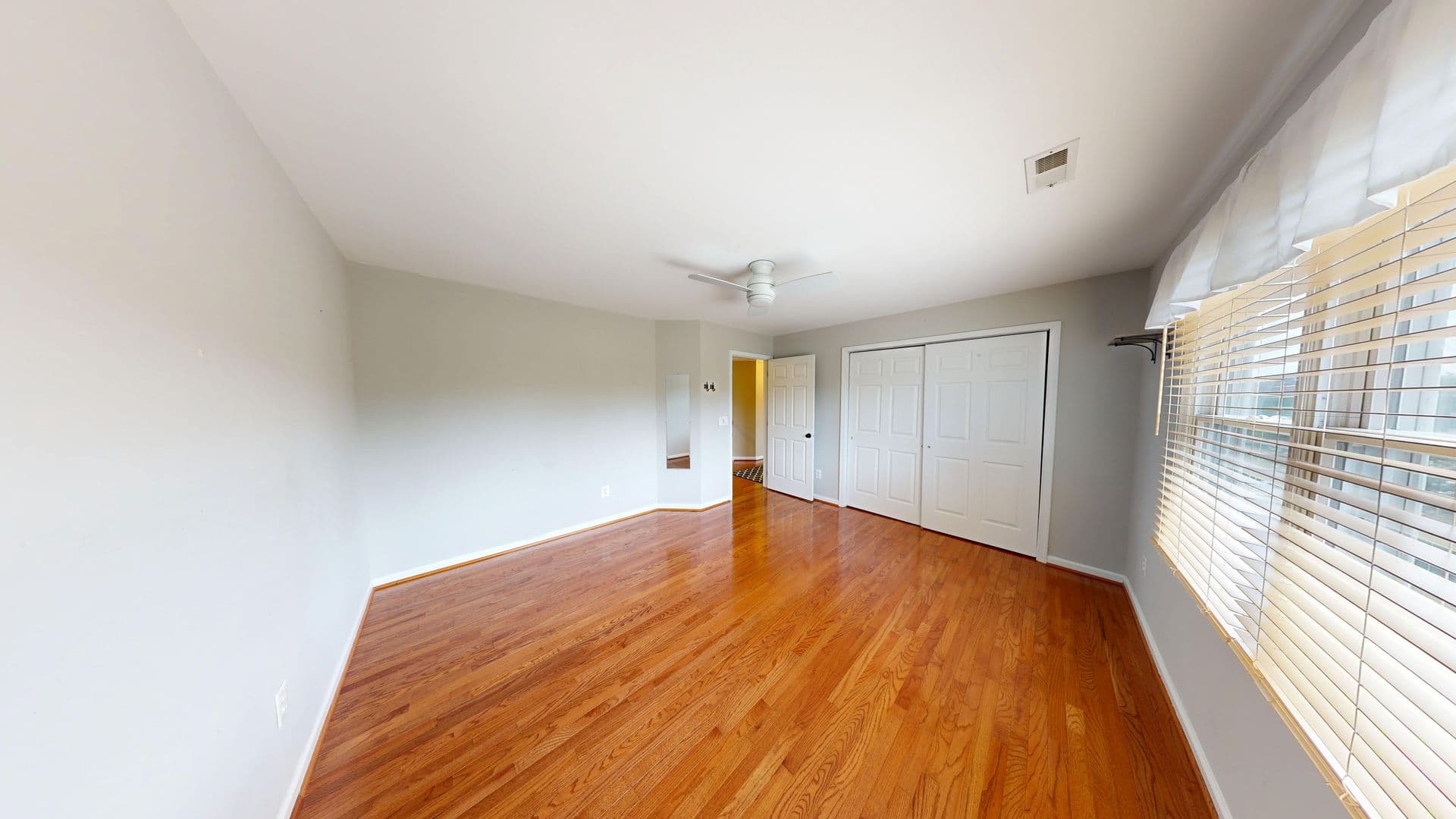 Ashburn House: 43799 Abbott Place