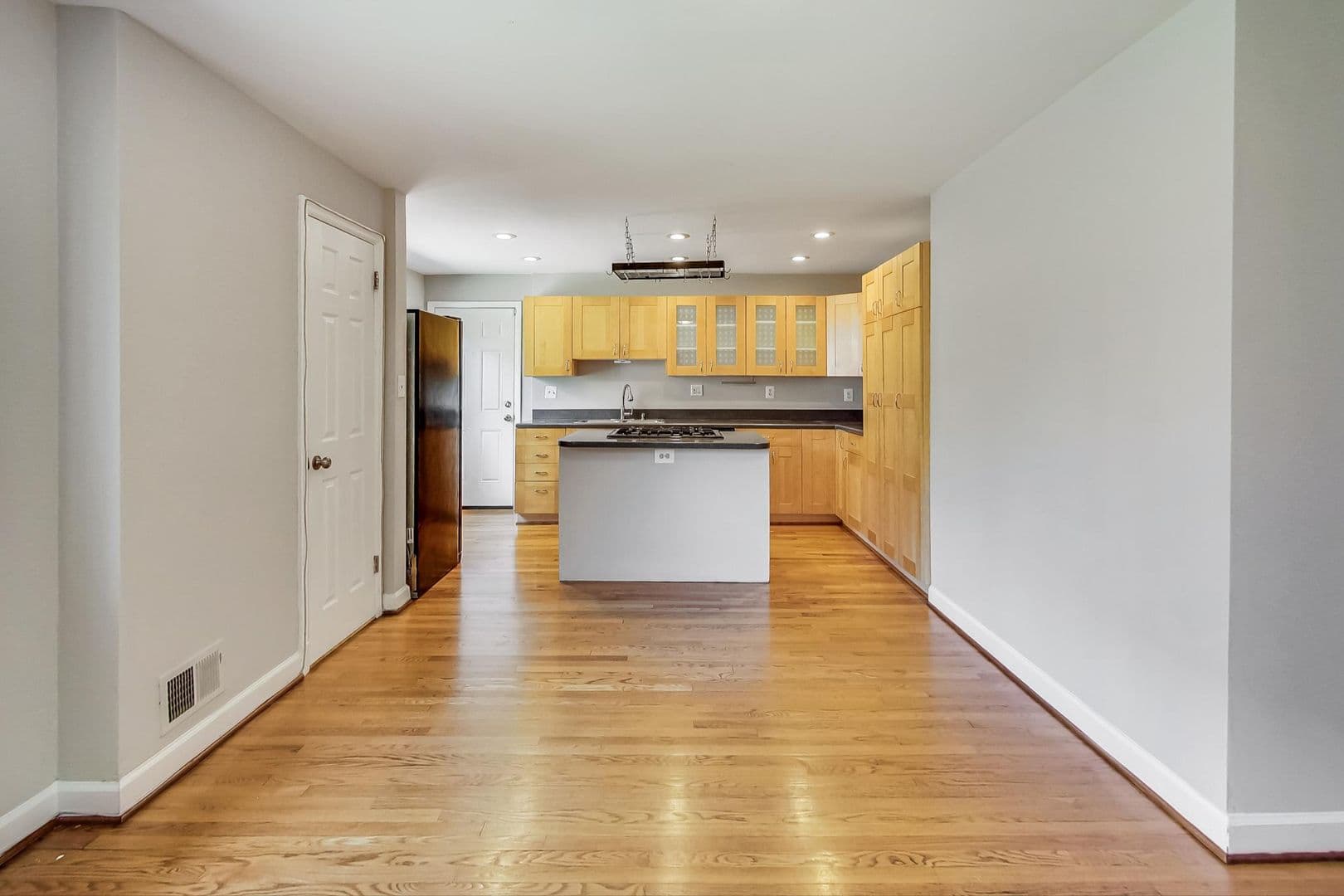 Bethesda House: 8617 Lynbrook Drive