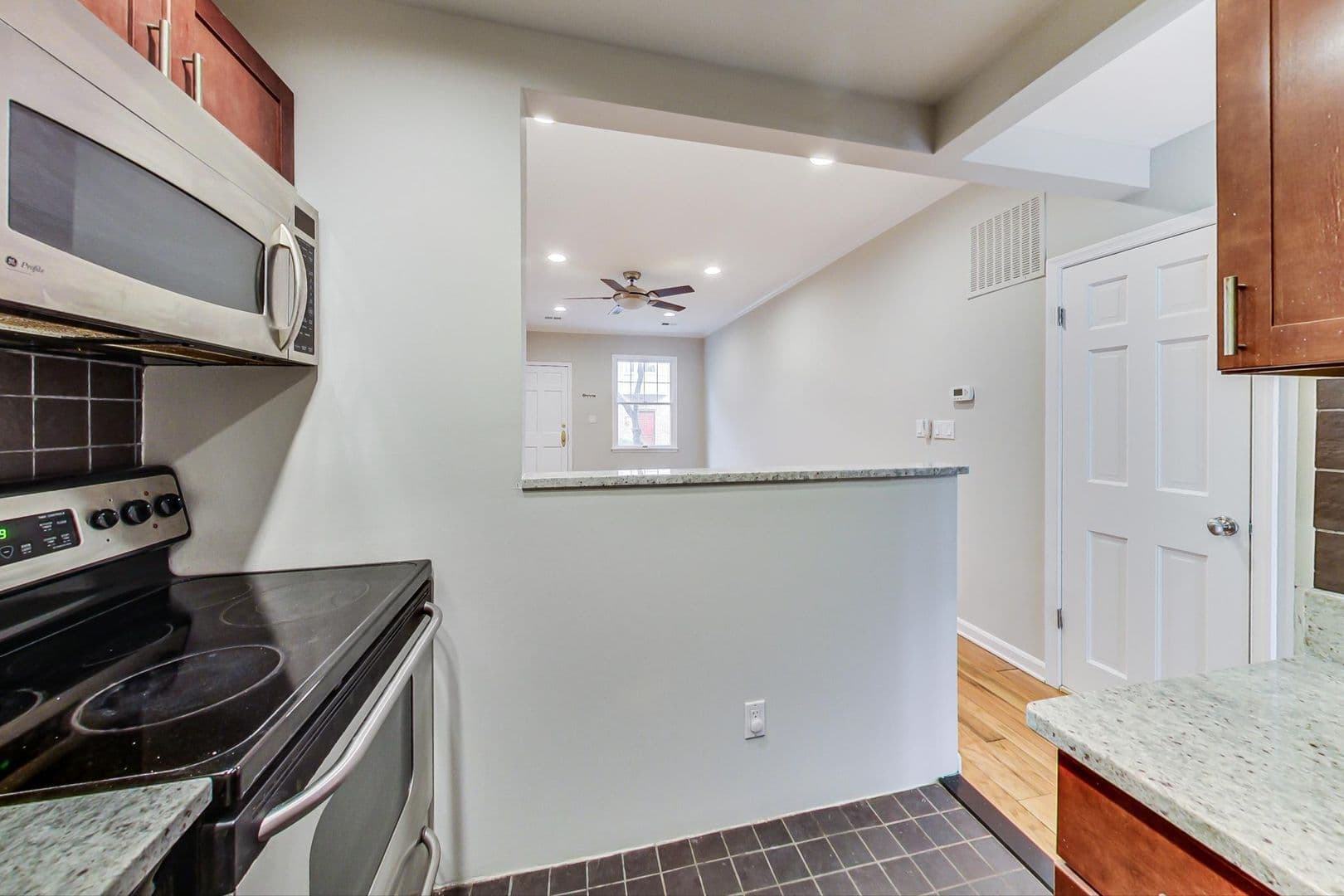 Washington Condo: 2113 O Street, NW