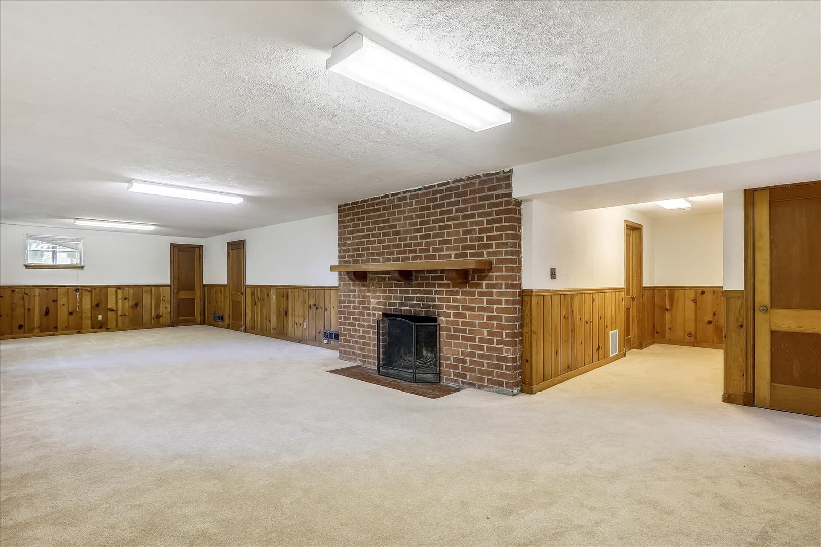 Chevy Chase House: 3303 Winnett Road