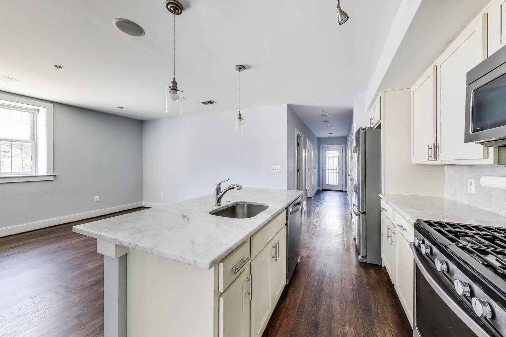 Washington Townhome: 1480 Harvard St., NW