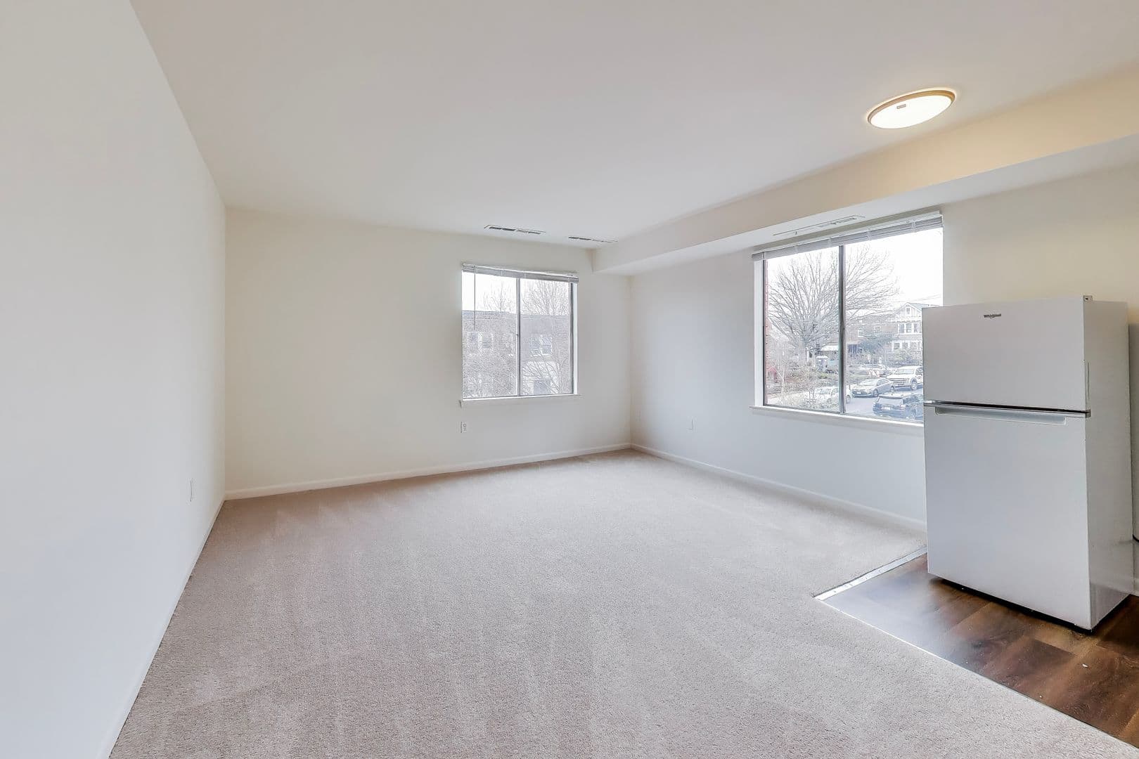 Washington Apartment: 5509 1St St NW
