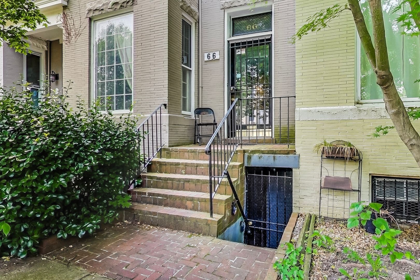 Washington Apartment: 66 V Street NW