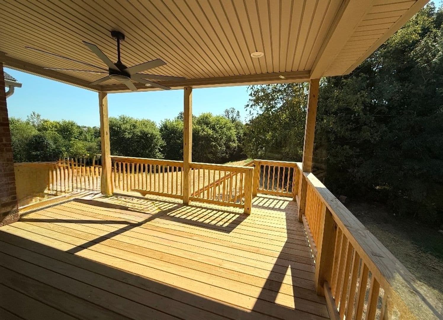 Vine Grove House: 102 Twin Lakes Drive