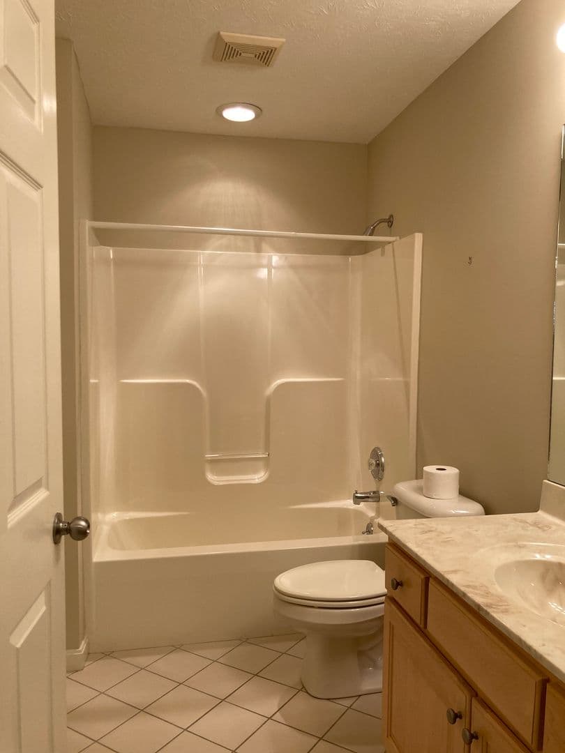 Elizabethtown Townhome: 106-A Walnut Trace Circle