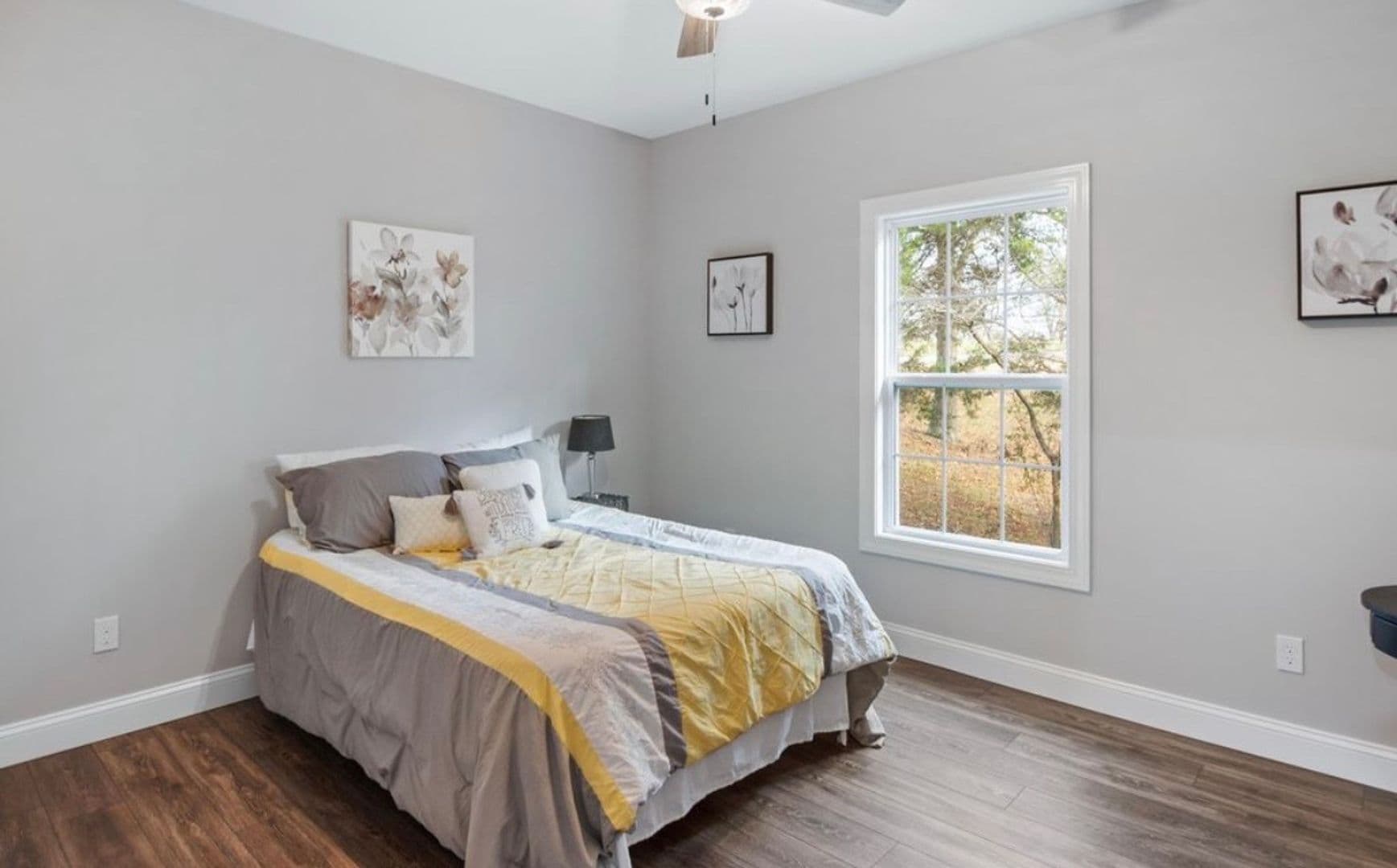 Vine Grove House: 100 Lowball Lane