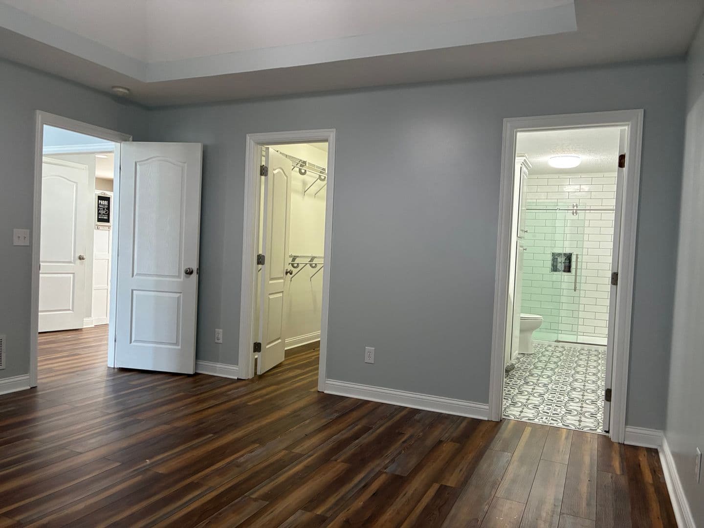 Vine Grove House: 117 Victory Lake Drive