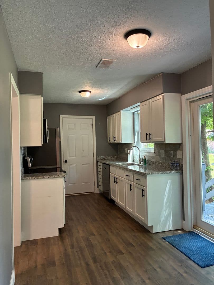 Radcliff House: 964 Timberwood Drive