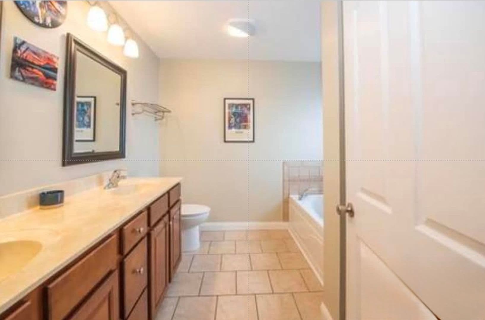 Rineyville House: 41 Collinbrook Drive