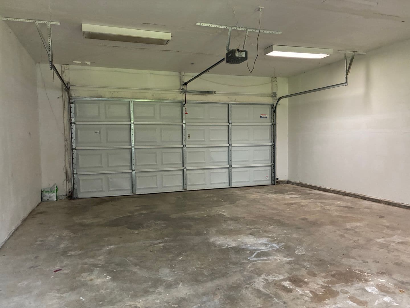 Radcliff House: 964 Timberwood Drive