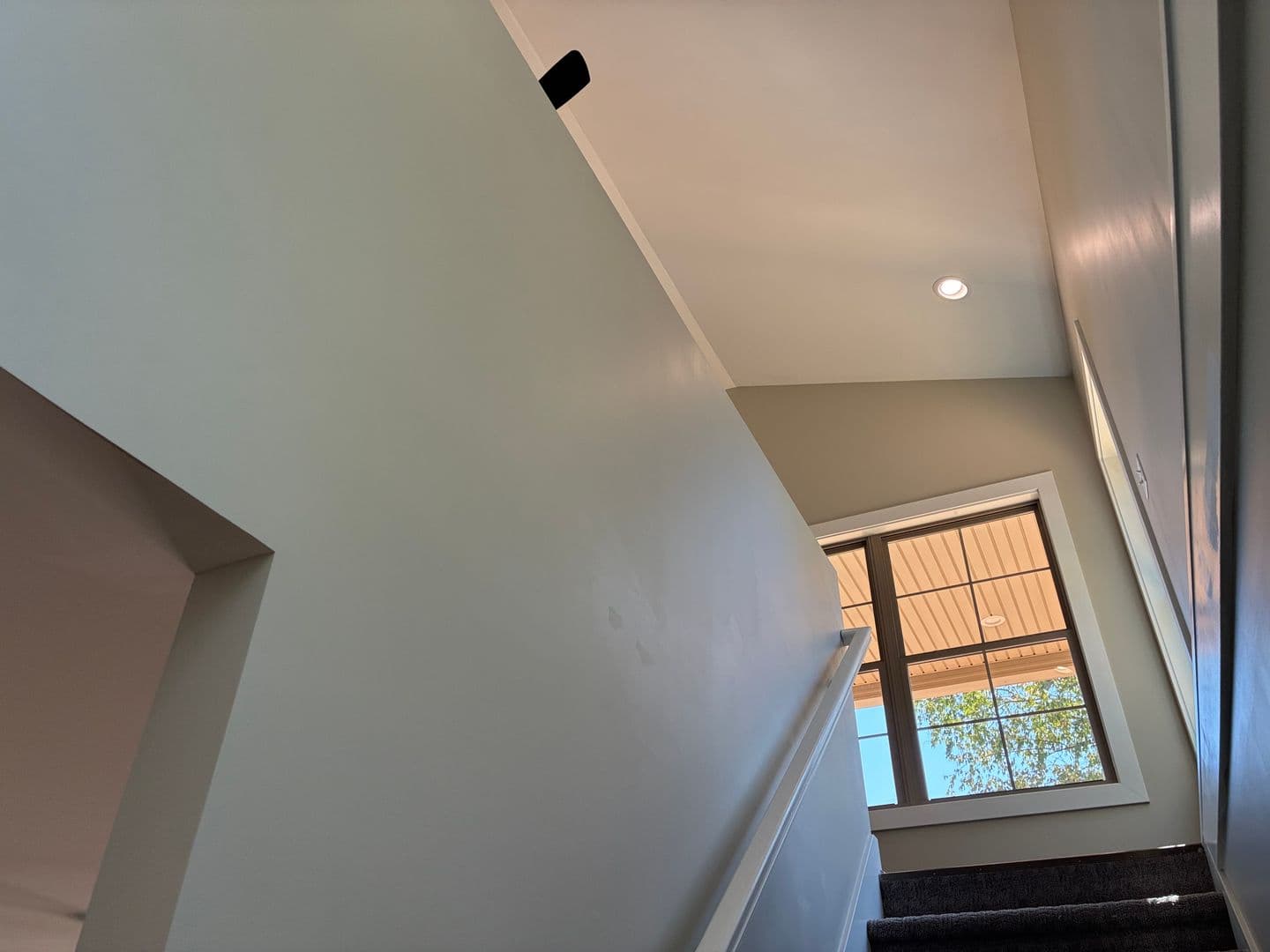 Vine Grove House: 102 Twin Lakes Drive