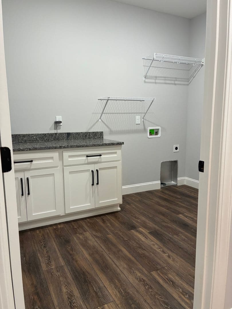 Vine Grove House: 100 Lowball Lane