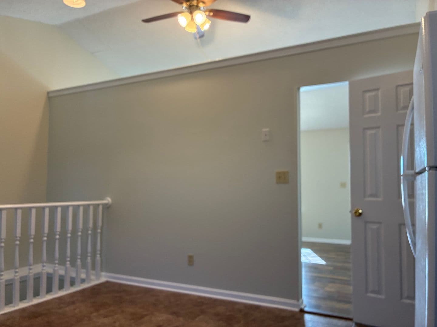 Elizabethtown House: 1331 AmandaJo Drive
