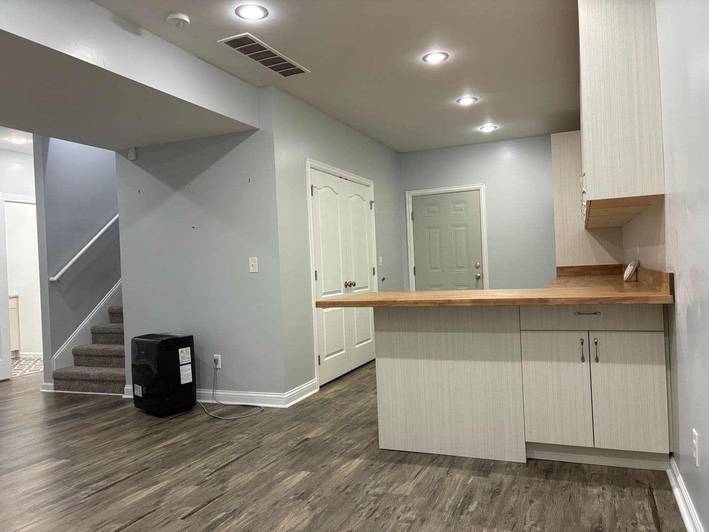 Vine Grove House: 117 Victory Lake Drive