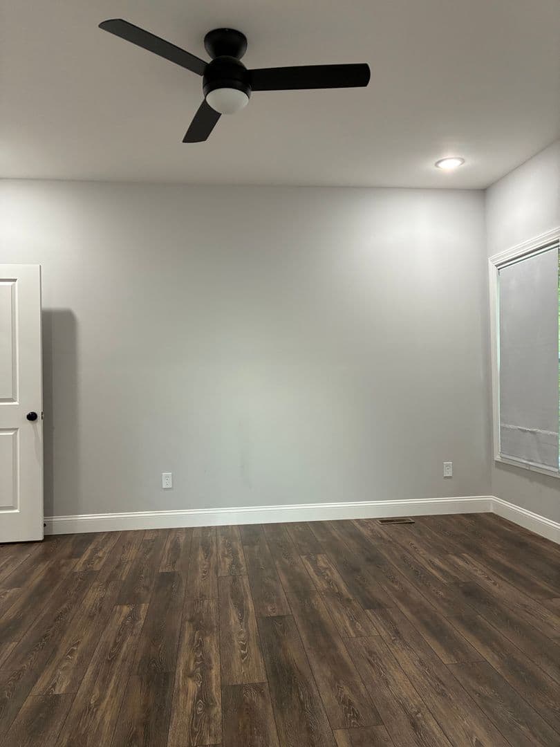 Vine Grove House: 100 Lowball Lane
