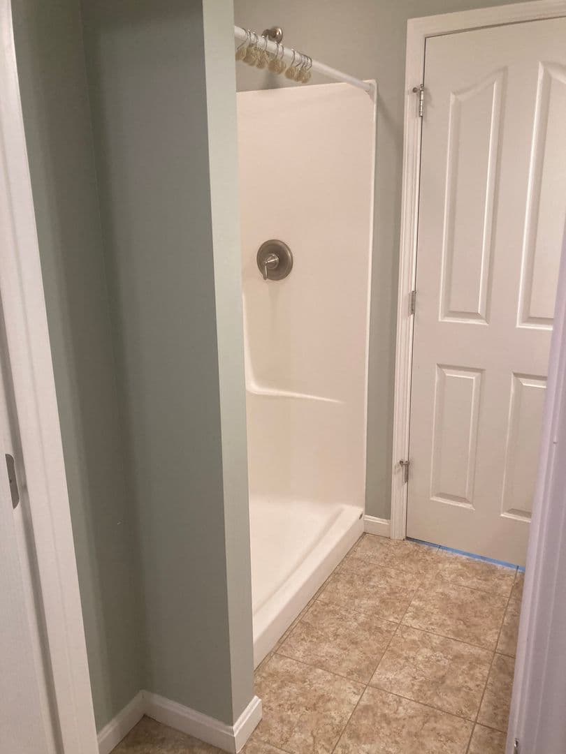 Vine Grove House: 205 Royal Birkdale Court