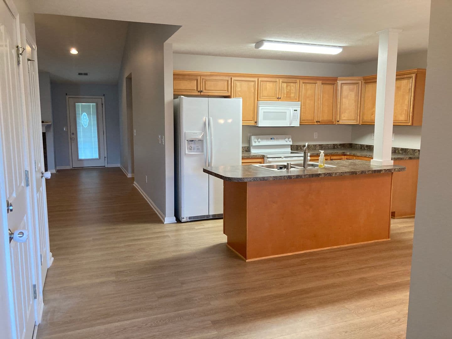 Vine Grove House: 205 Royal Birkdale Court