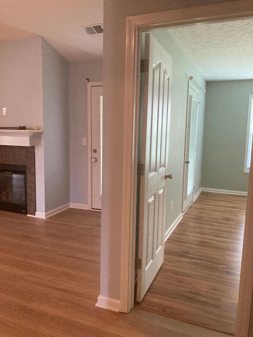 Vine Grove House: 205 Royal Birkdale Court