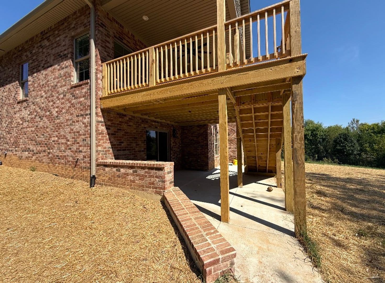 Vine Grove House: 102 Twin Lakes Drive