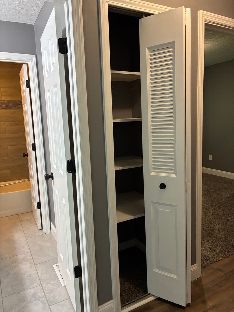 Radcliff House: 964 Timberwood Drive