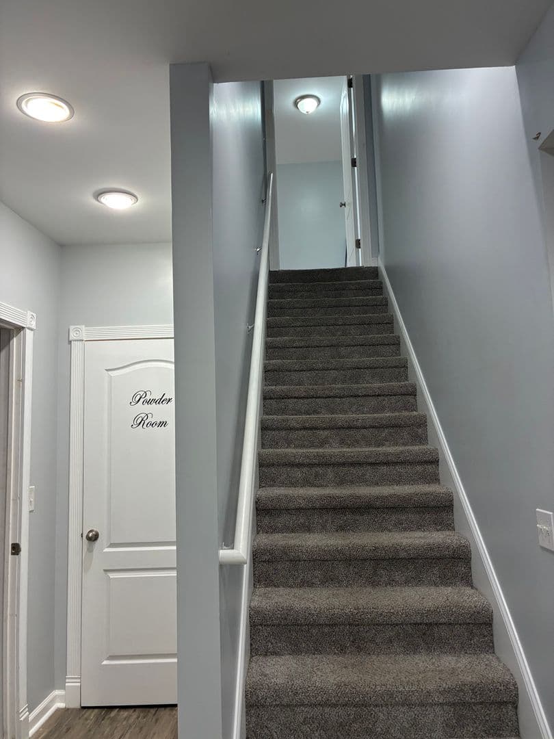 Vine Grove House: 117 Victory Lake Drive