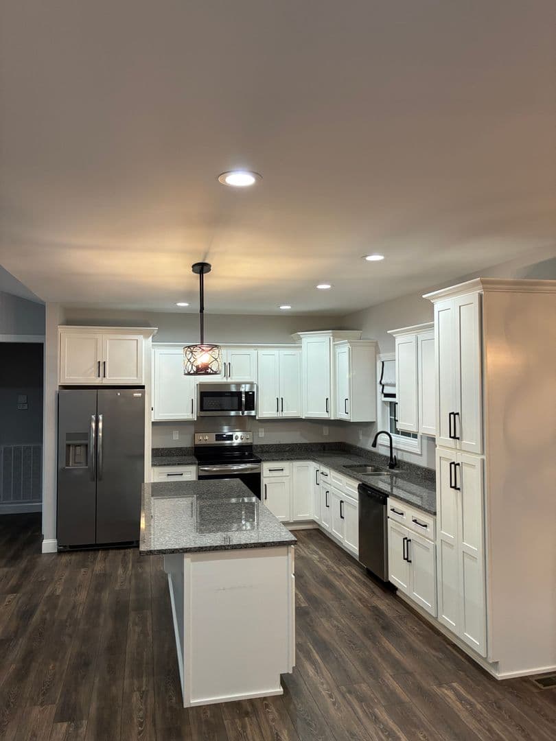 Vine Grove House: 100 Lowball Lane