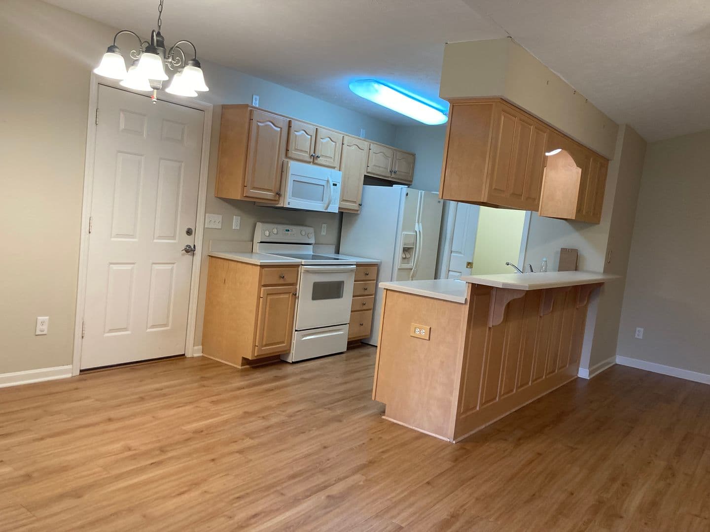 Elizabethtown Townhome: 106-A Walnut Trace Circle