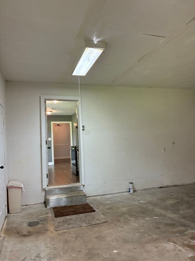 Radcliff House: 964 Timberwood Drive