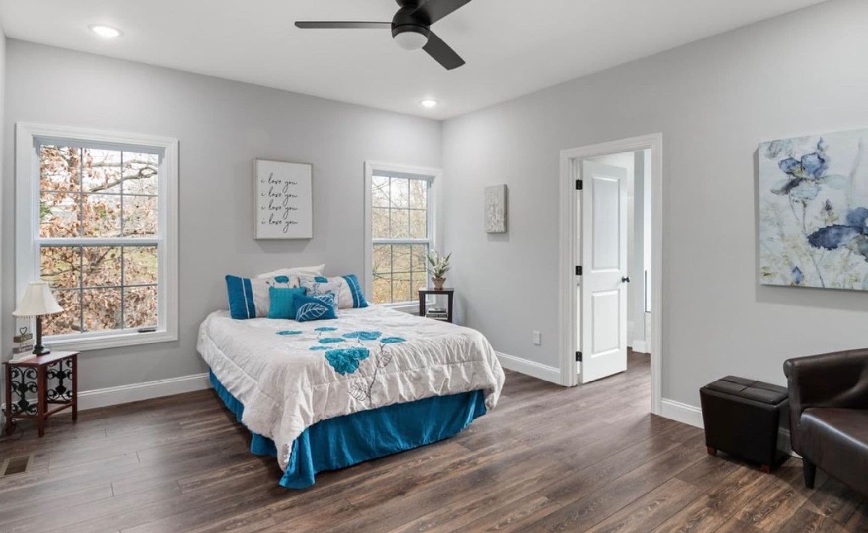 Vine Grove House: 100 Lowball Lane