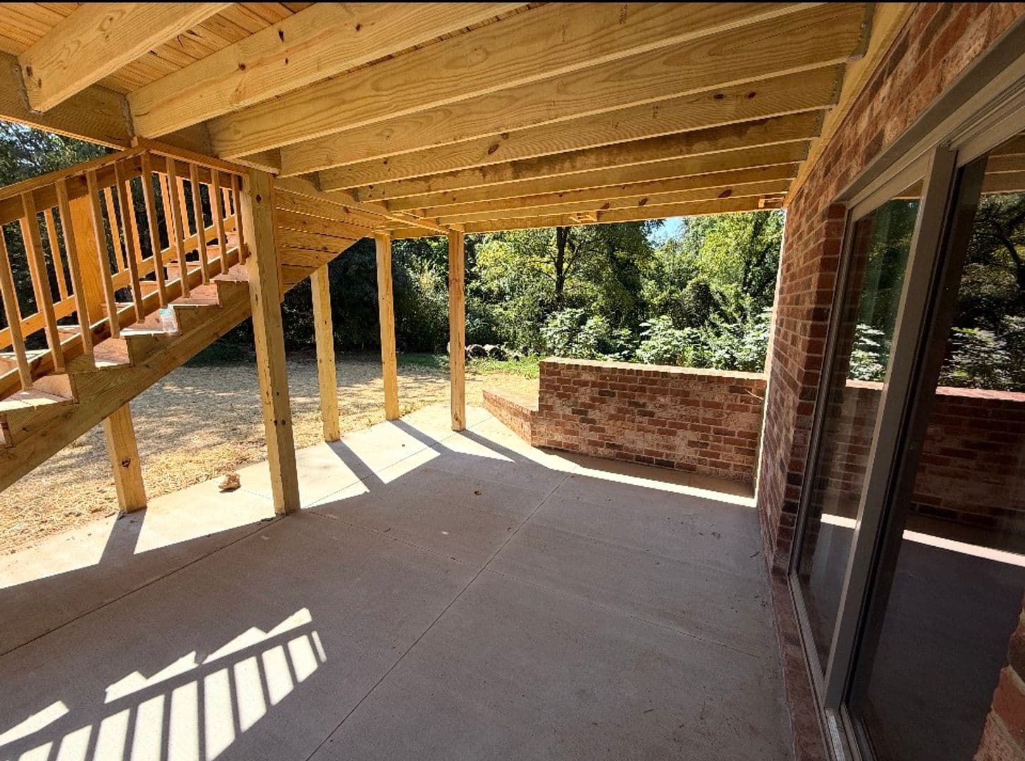 Vine Grove House: 102 Twin Lakes Drive