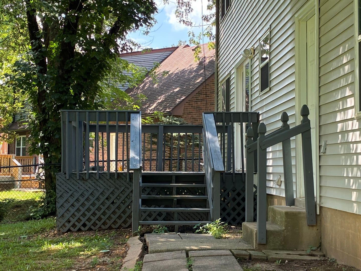 Radcliff House: 964 Timberwood Drive