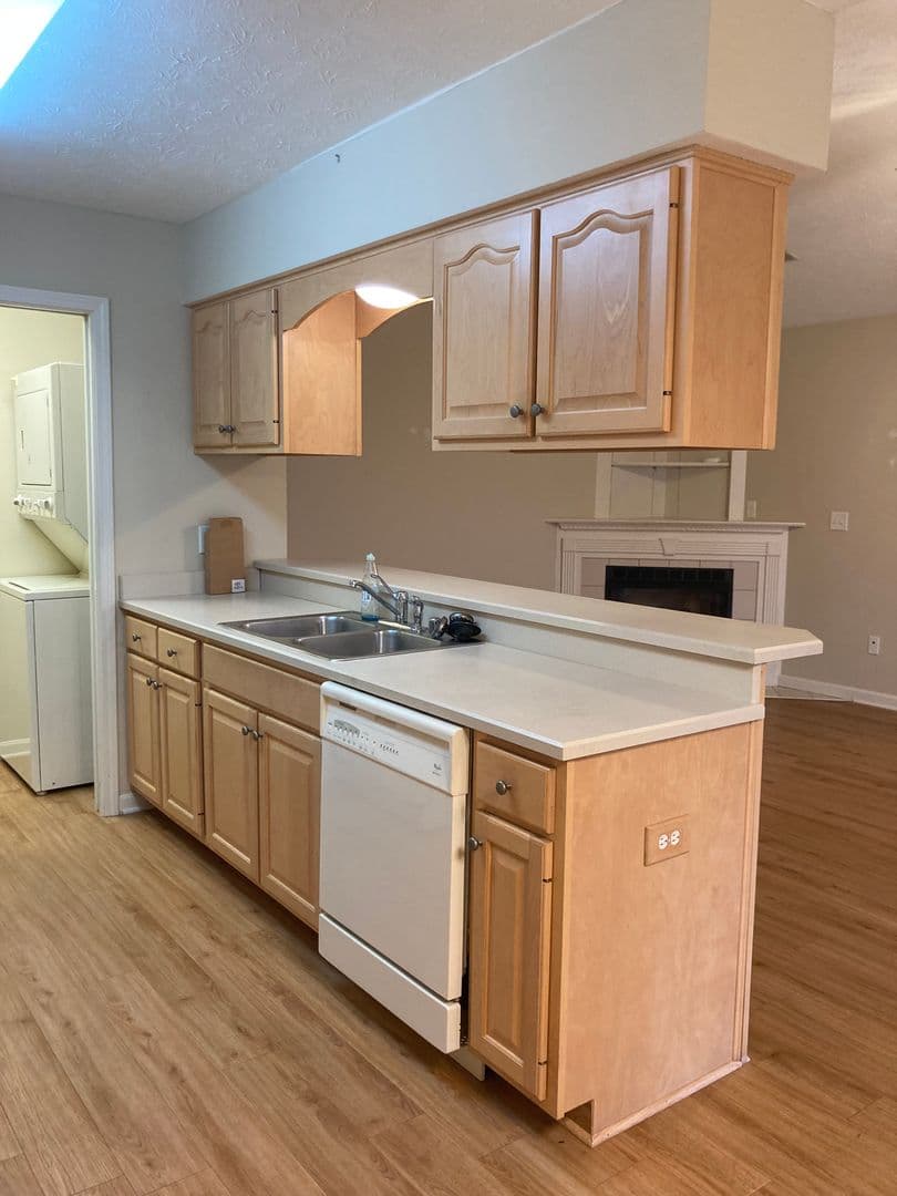 Elizabethtown Townhome: 106-A Walnut Trace Circle