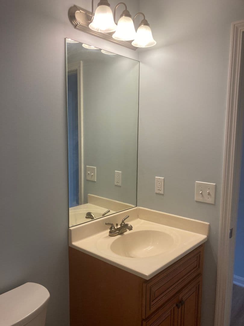 Vine Grove House: 205 Royal Birkdale Court