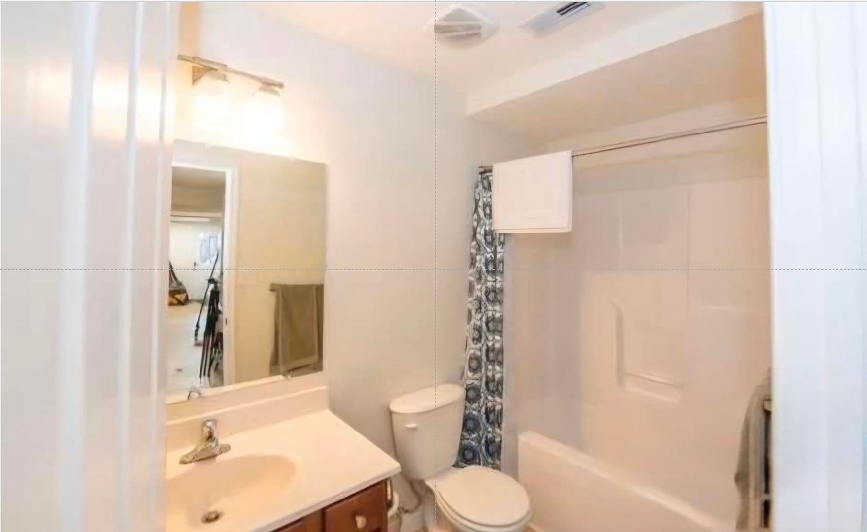 Rineyville House: 41 Collinbrook Drive