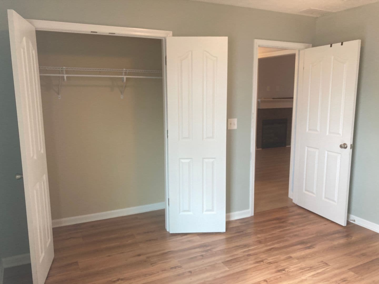 Vine Grove House: 205 Royal Birkdale Court
