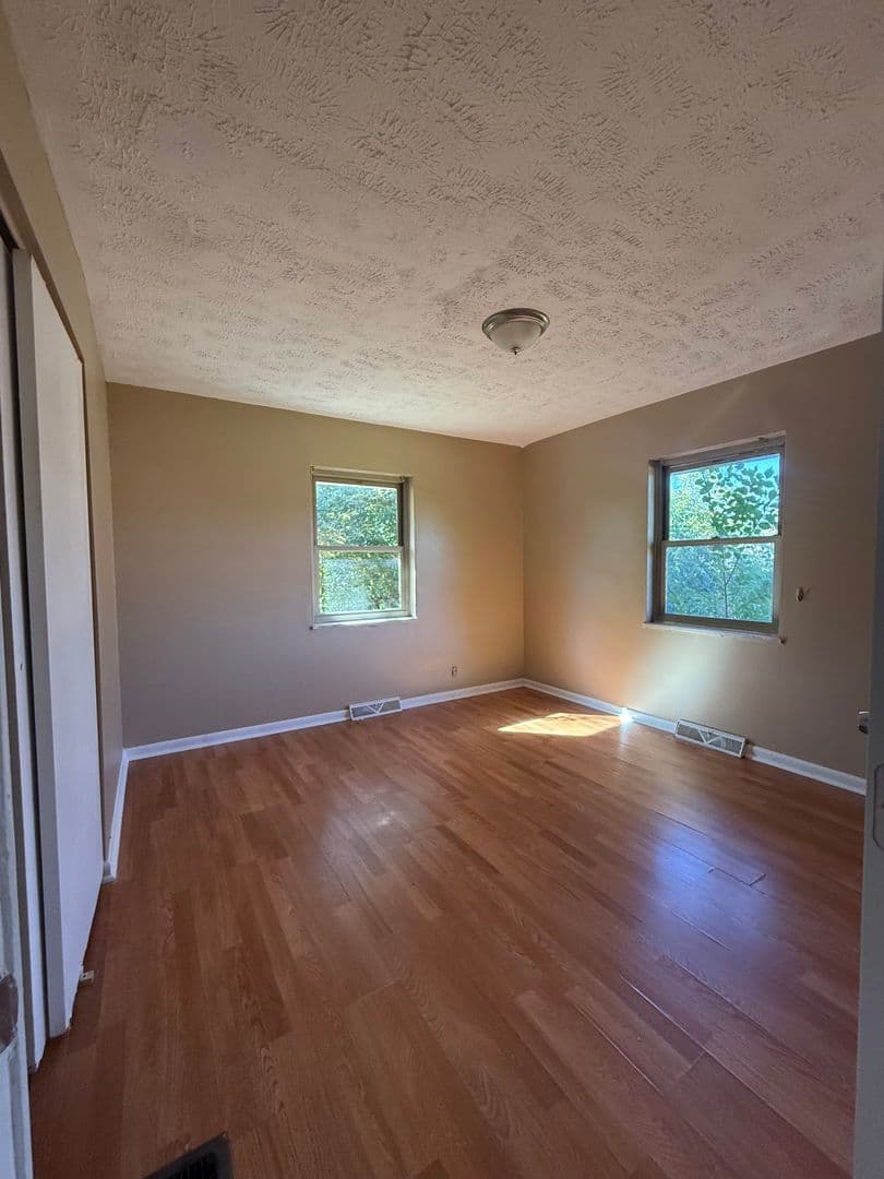 Dayton Apartment: 3659 Otterbein Ave.