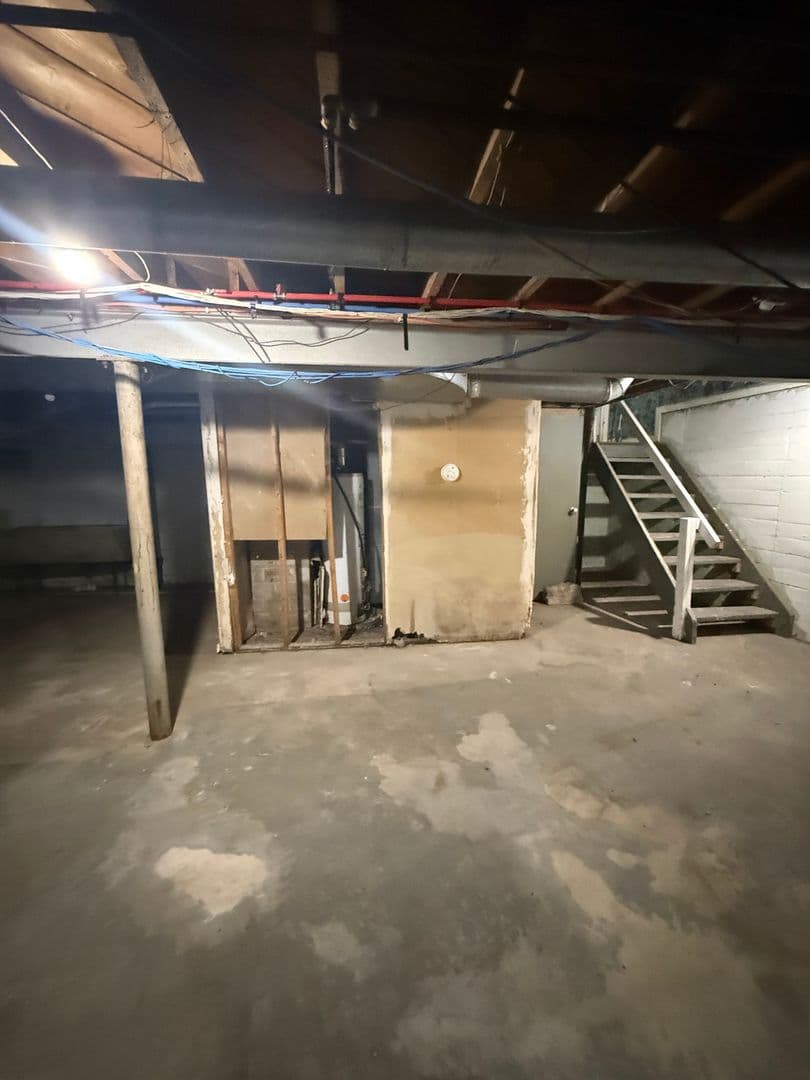 Dayton Apartment: 3659 Otterbein Ave.
