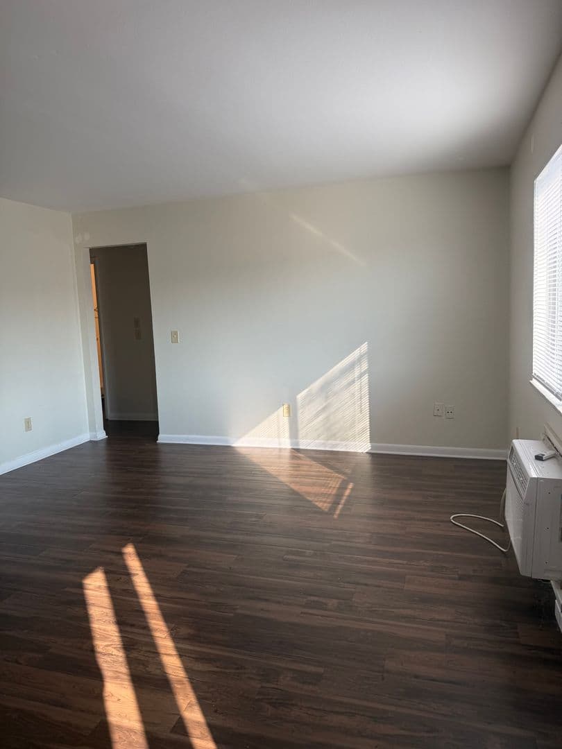 Dayton Apartment: 4365 Parkway Drive