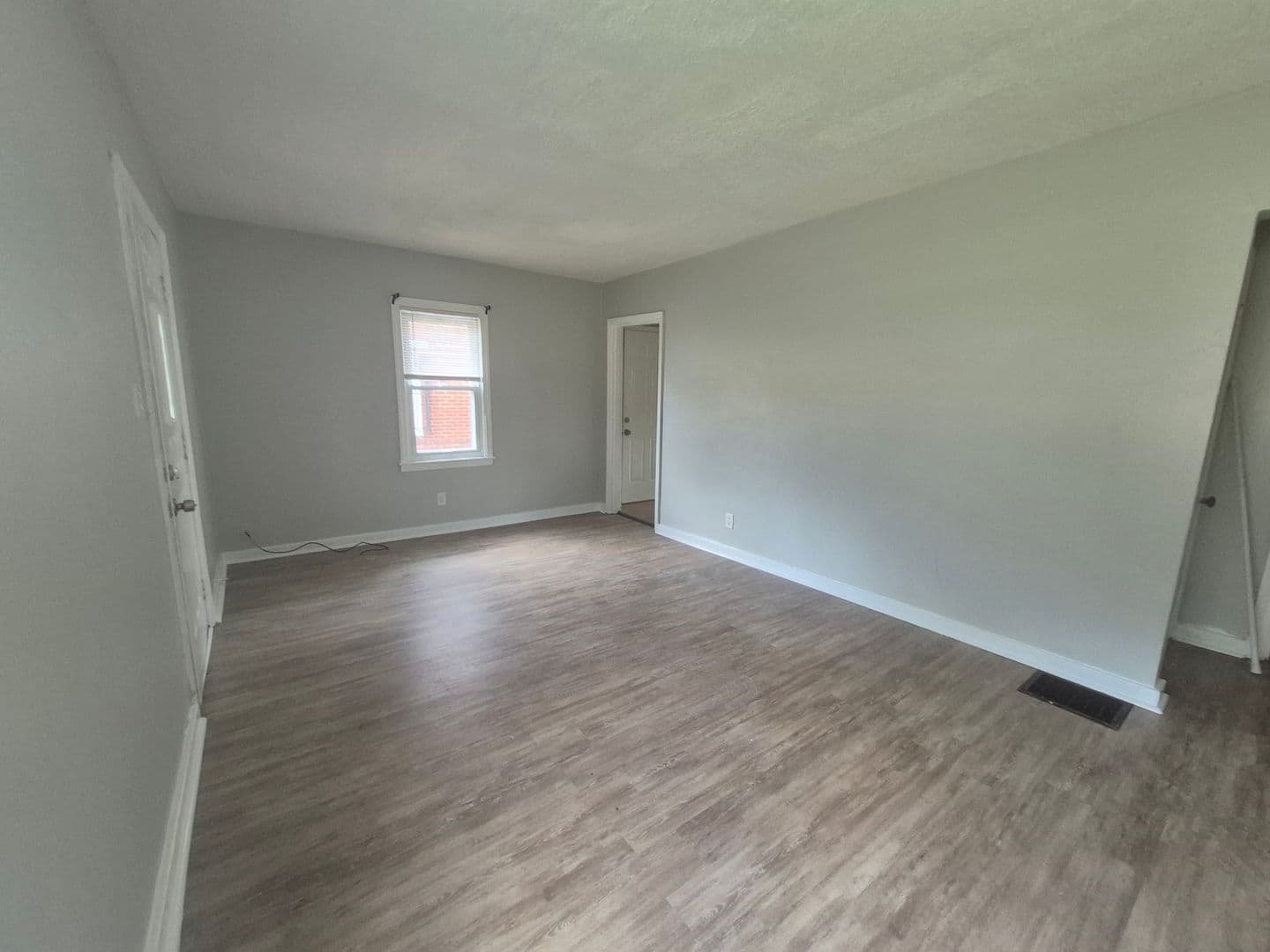 Dayton House: 622 Crestmore Ave