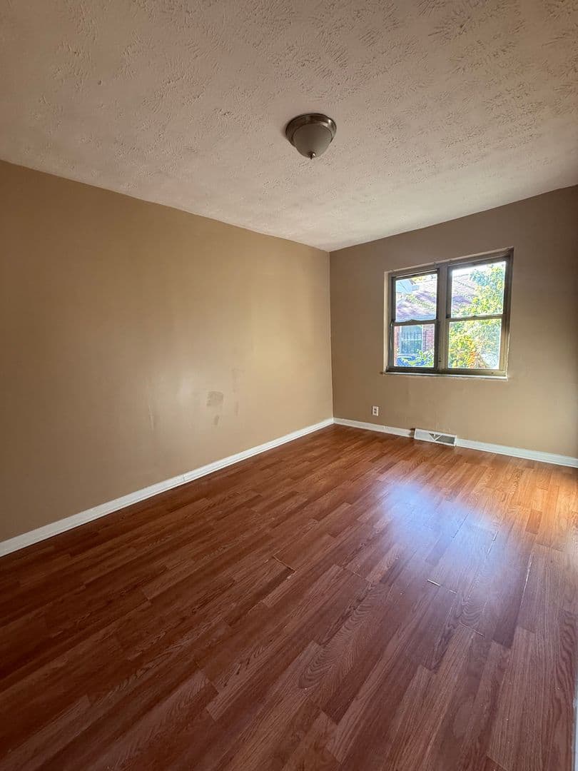 Dayton Apartment: 3659 Otterbein Ave.