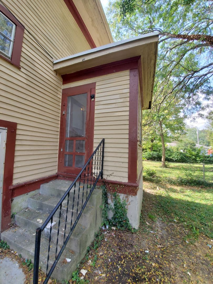 Dayton Apartment: 519 Homewood Ave.