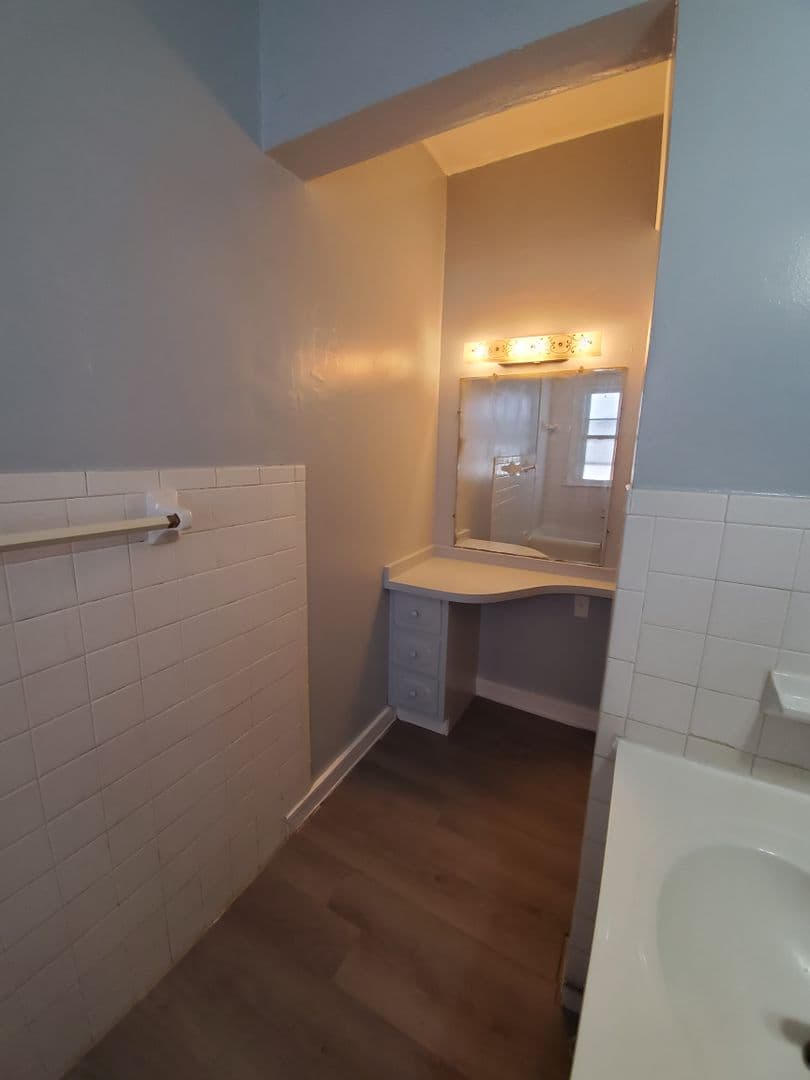 Dayton Apartment: 519 Homewood Ave.