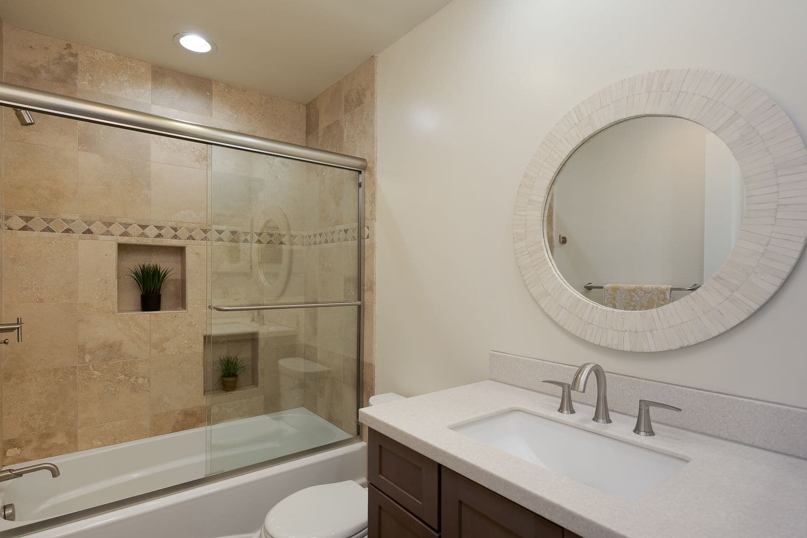 Ventura House: 864 Vallecito Dr