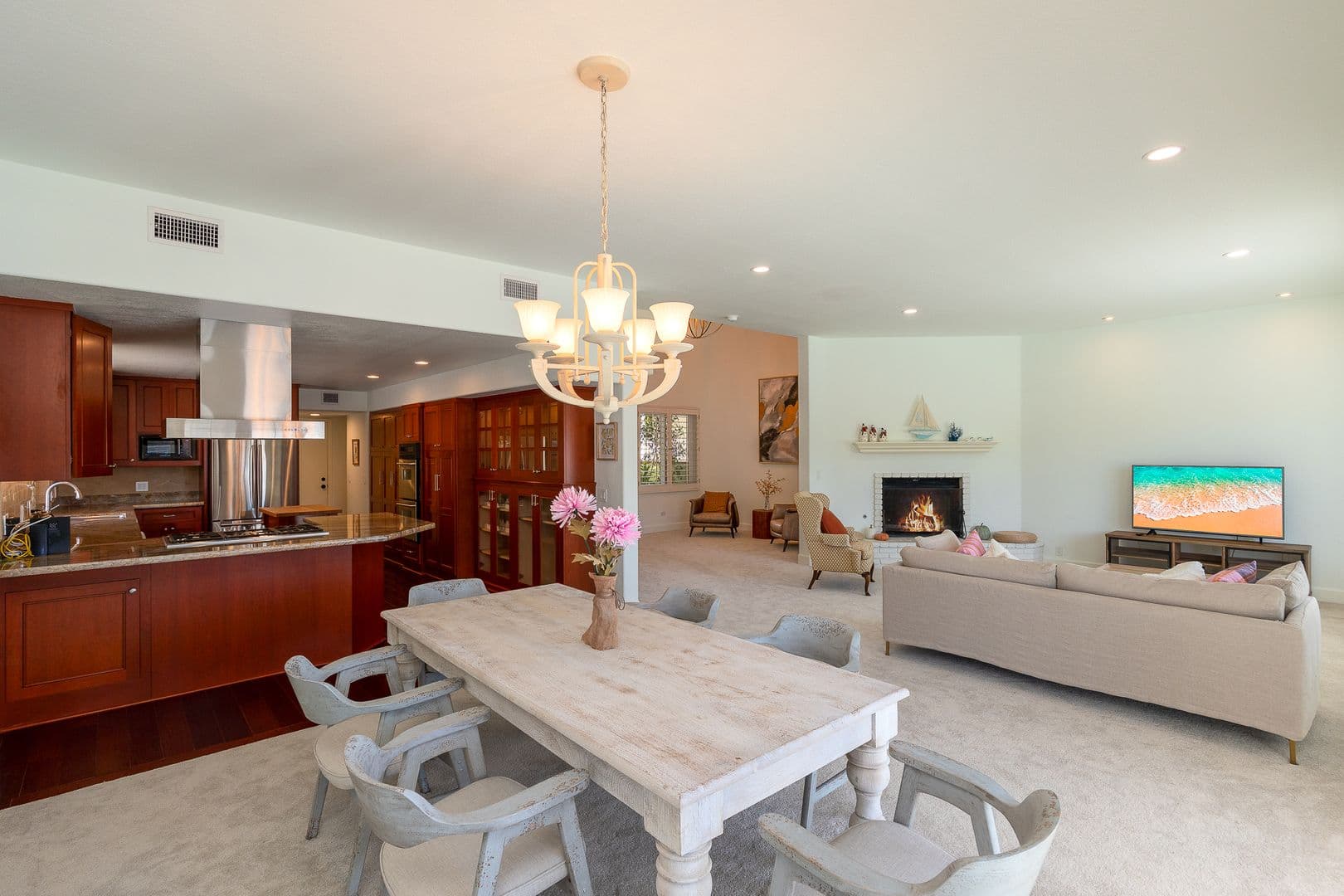 Oxnard Apartment: 2411 Monaco Ct